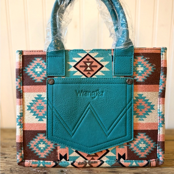 Wrangler Blue and Pink Aztec/western/crossbody purse/tote bag - Picture 4 of 6